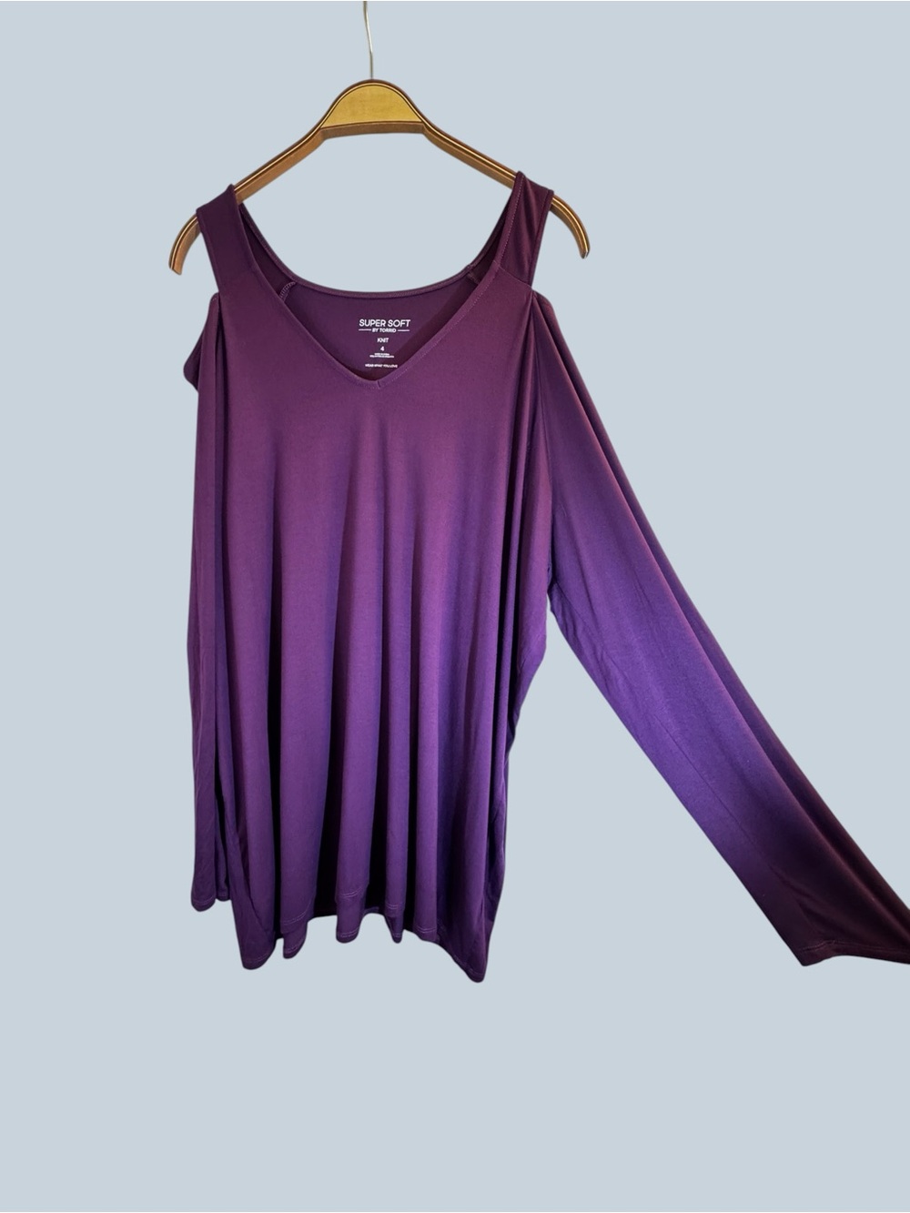 Torrid Women's Super Soft Purple Cold Shoulder Tee NWT Size 4 4X Plus